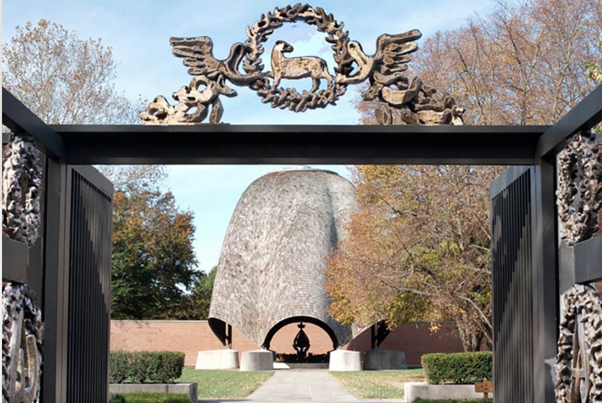 We're awe-struck by the man-made and natural beauty in New Harmony. bit.ly/RooflessChurch