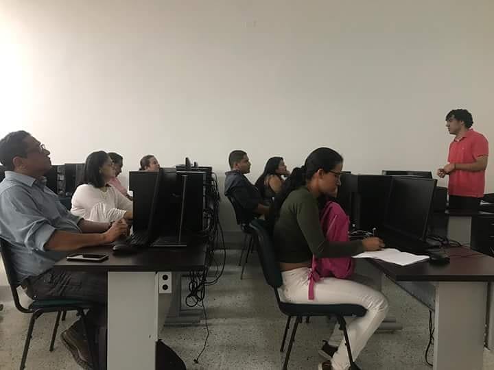 puntestrategico's tweet photo. 📌En la @UPCvalledupar se vive el emprendimiento digital, convocatoria #DescubrimientoDeNegocios Digitales @AppsCo @Ministerio_TIC. Jornadas de socialización e inscripción a la convocatoria, con el apoyo de #PuntoEstrategico.
#ElFuturoDigitalEsDeTodos #AppsCoPorColombia https://t.co/YPlY47KJLk