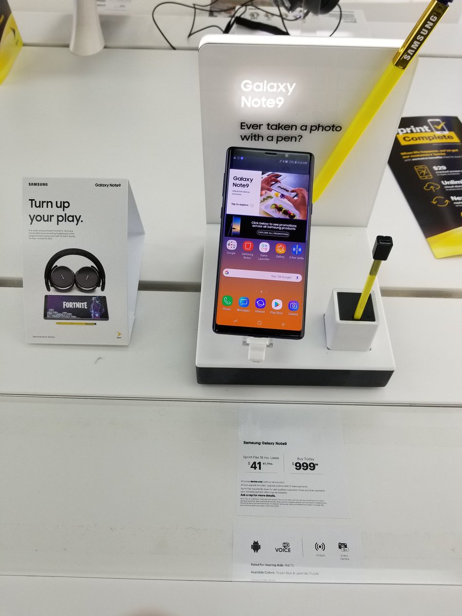 martell_sincere's tweet image. Thank you @sprint @sprintcare @MagicBoxGal
for the #awesome help with my #bill decrease

I got $140 pay off my accessories to get the @AKGaudio
#headphones
I&apos;m loving the @SamsungMobileUS #Note9 &amp;amp; taken with my Samsung Galaxy S8.

Thank you Sprint for making me an #HappyCustomer