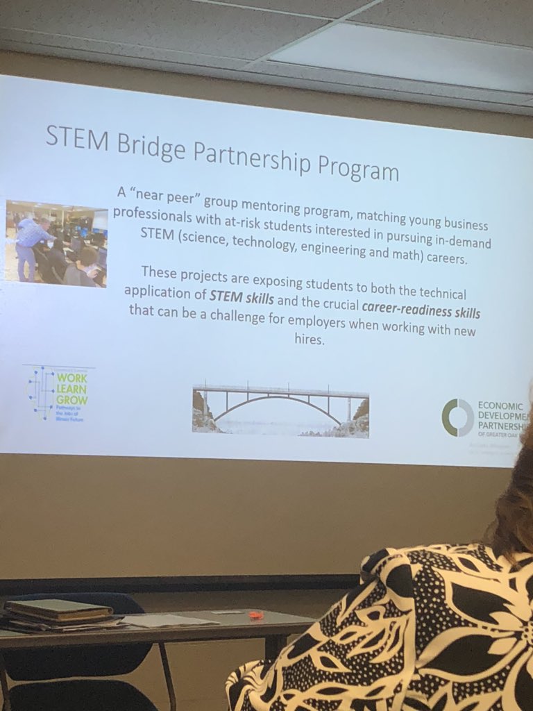 sbuck94's tweet photo. Youth are more likely to choose careers they can envision themselves in. Near-peer mentoring is a great way to engage youth populations with career exposure to set them on a pathway to the future! #WorkLearnGrowIL @GovRauner @TamrynHennessy @OakBrookChamber https://t.co/qR1EZpuNTp
