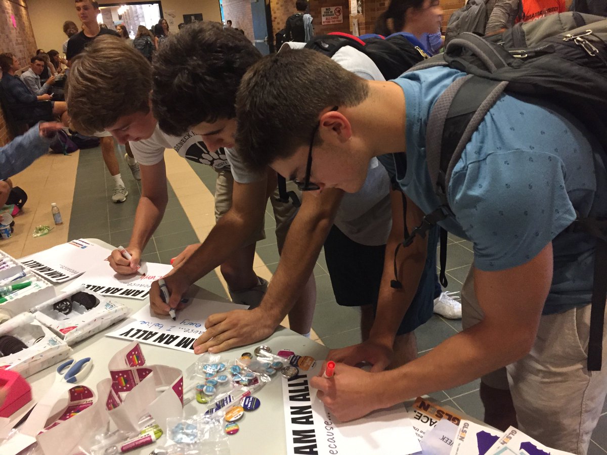 GLSENNYC's tweet photo. GLSEN #AllyWeek festivities last week at #MHS. You can learn more about Ally Week at https://t.co/b4Rmz9iCWS. https://t.co/ABb2yRBNBg
