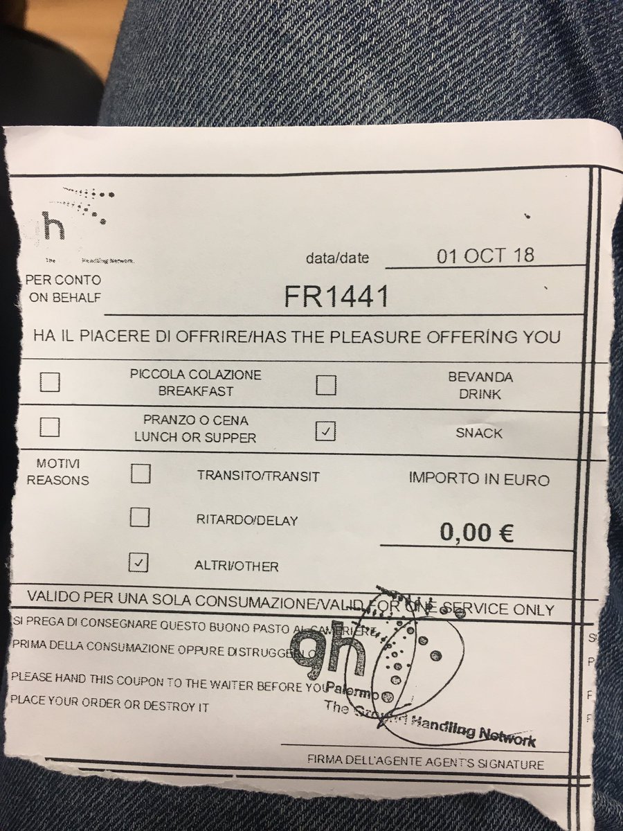 giuseaff's tweet photo. Queste sono le scuse dopo 2 ore e 20 di ritardo senza neanche poter cambiare volo! Grazie @Ryanair #lowcost #falliti https://t.co/B211wAjw25