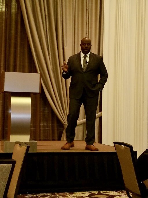 tjzdaddy's tweet photo. Honoured to present at the Talent Acquisition Summit hosted by the @TheTMAlliance - Delivered a session focused on Redefining the Candidate Experience.  #talentmanagement #alwayslearning #knowledgemanagement #humancapital https://t.co/ceaiFELf3t