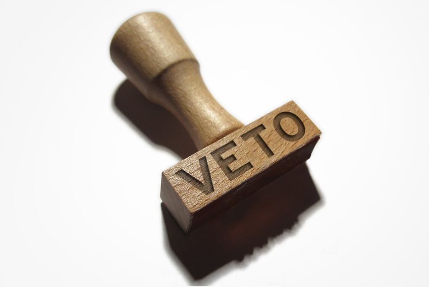 CDFLaborLaw's tweet photo. Governor Vetoes #AB3080—Says Banning Employment #ArbitrationAgreements Violates Federal Law https://t.co/zyeP3MRALY #emplaws #hr #shrm https://t.co/zf3Tds2MV5
