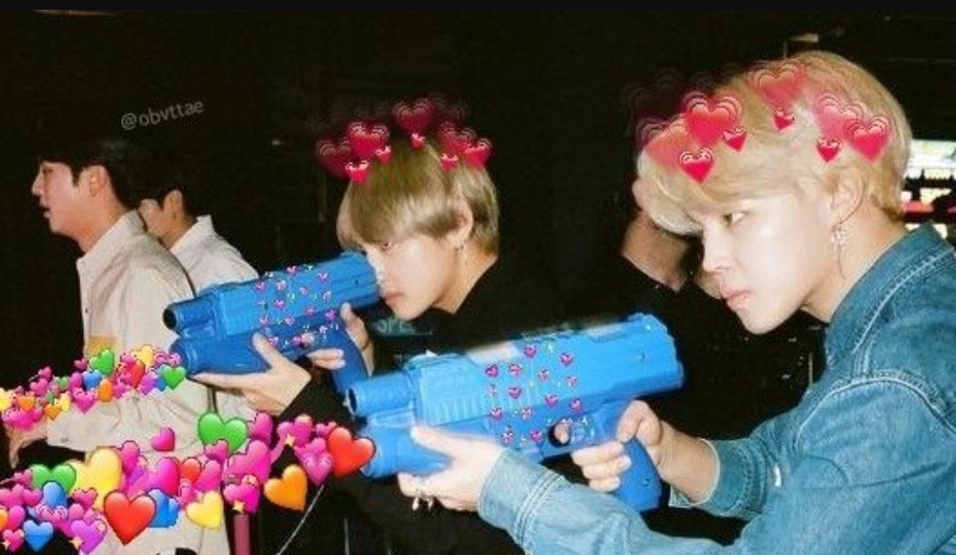 imredwithlovex's tweet photo. #bts #FFGroupBTS #AMAs
#FavouriteSocialArtist
Me spreading love for #ARMYSelcaDay like: https://t.co/aYFjetUQij