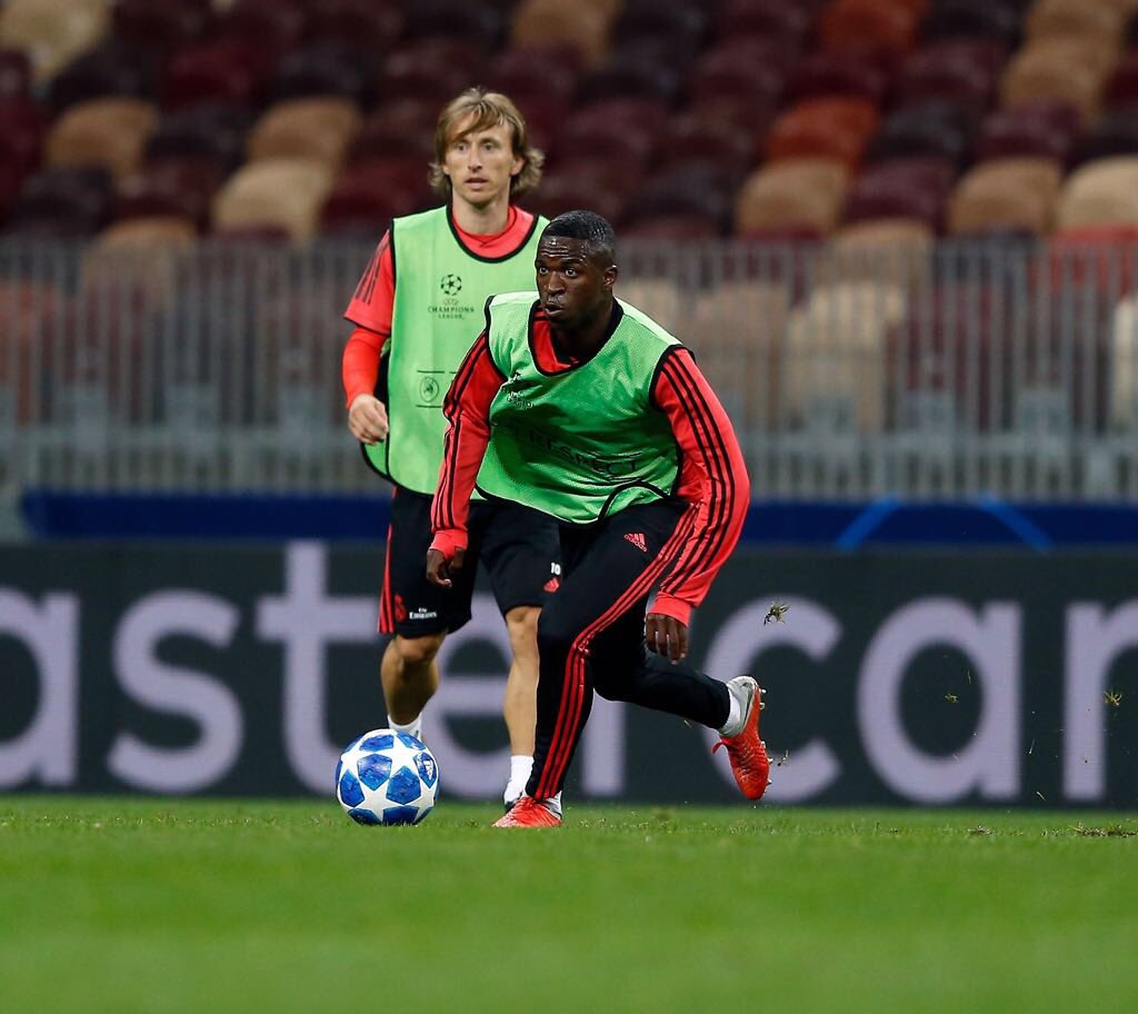 vinijr's tweet photo. Listo para mañana #UCL https://t.co/JwWuiMPB1F