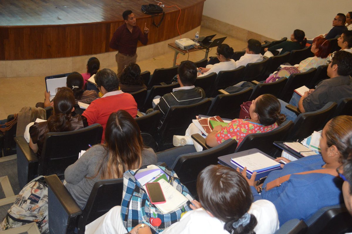 ameemcti's tweet photo. Diplomado Soporte Ventilatorio en Áreas Críticas con sede en Hospital Regional de Alta Especialidad Bicentenario de la Independencia de Tultitlán (ISSSTE), sesión que impartió el Lic. Ricardo Castillo Zavala, que organiza la AMEEMCTI. https://t.co/zuK63TyonB