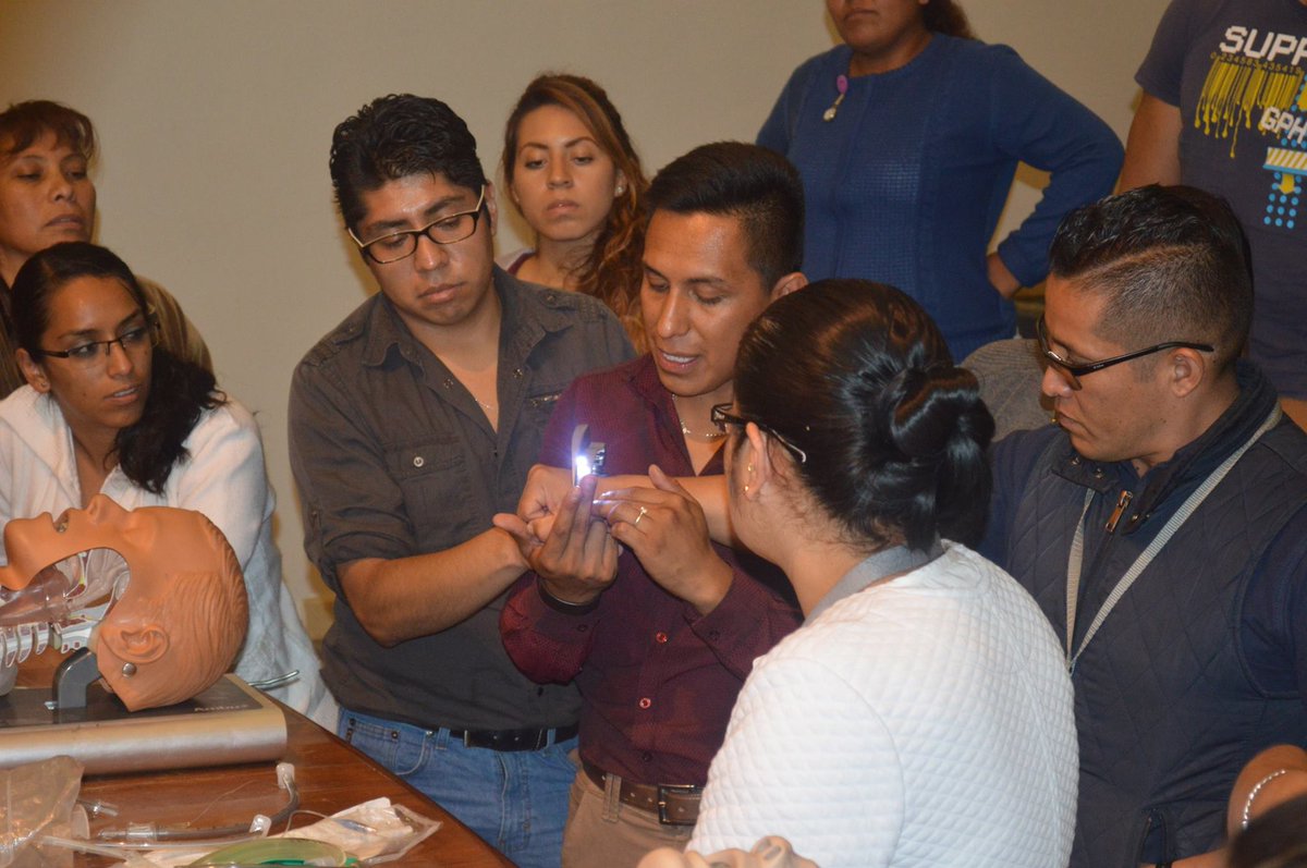 ameemcti's tweet photo. Diplomado Soporte Ventilatorio en Áreas Críticas con sede en Hospital Regional de Alta Especialidad Bicentenario de la Independencia de Tultitlán (ISSSTE), sesión que impartió el Lic. Ricardo Castillo Zavala, que organiza la AMEEMCTI. https://t.co/zuK63TyonB