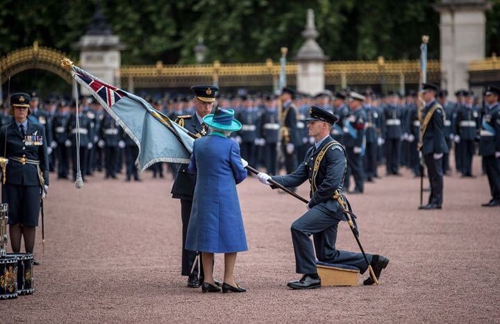 A popular role in the @RoyalAirForce is the role of the @RAF_Regiment why not have a look on the website 👉 raf.mod.uk/careers @qcsofficial @RAFFPForceHQ