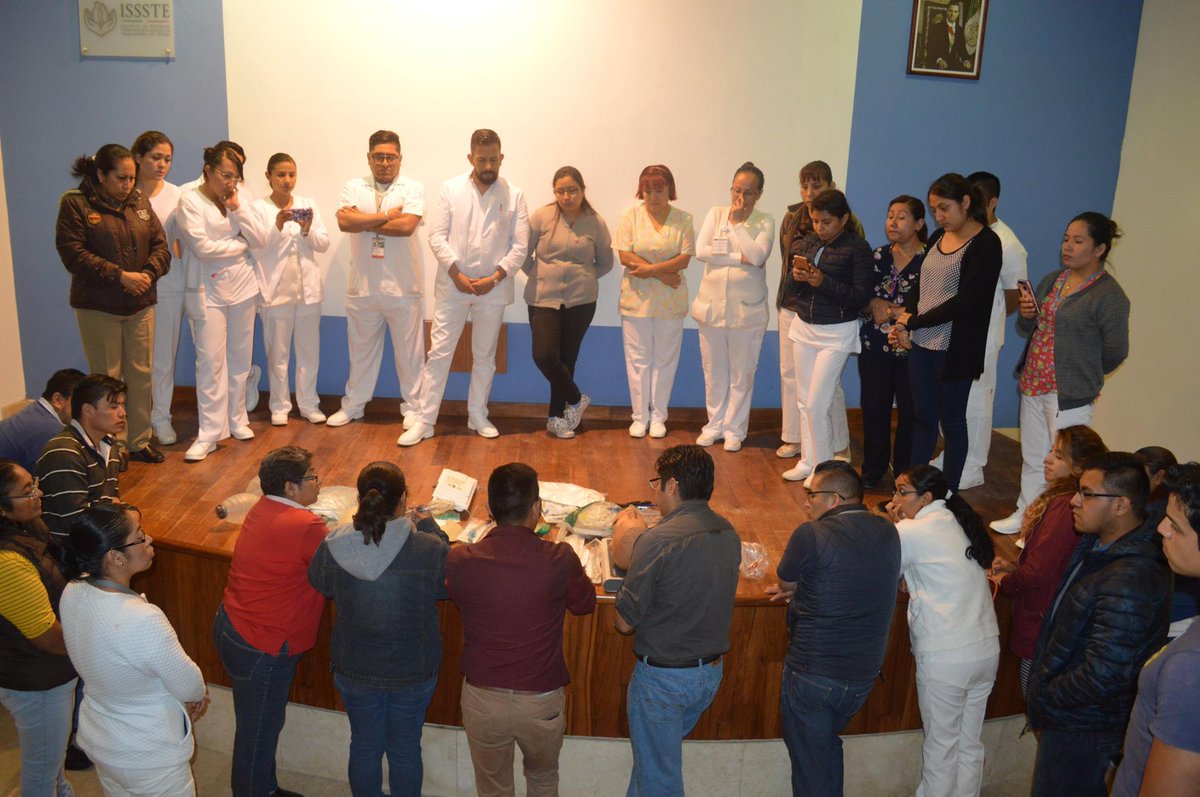 ameemcti's tweet photo. Diplomado Soporte Ventilatorio en Áreas Críticas con sede en Hospital Regional de Alta Especialidad Bicentenario de la Independencia de Tultitlán (ISSSTE), sesión que impartió el Lic. Ricardo Castillo Zavala, que organiza la AMEEMCTI. https://t.co/zuK63TyonB