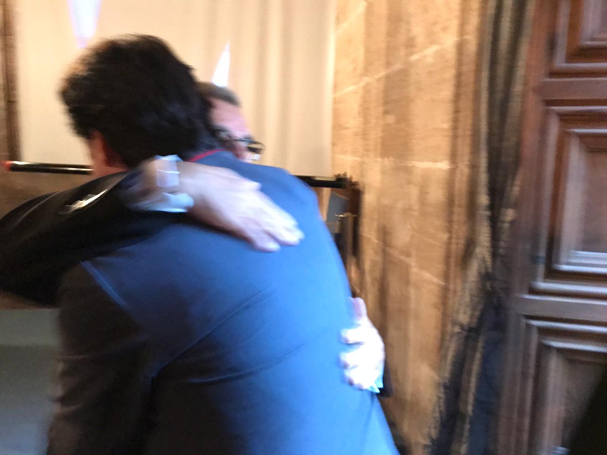 VicenteBetoret's tweet photo. Asistiendo al nombramiento de mi amigo Ilmo. Sr. Dr. D. José Alfredo Pellícer Artés como académico nº 2 de la Real Academia de Cultura Valenciana, no cabe duda d su contribución a la difusión d la cultura en la sociedad valenciana.
Enhorabuena por tu nombramiento!
#SempreValencia https://t.co/WweZSO3s4k