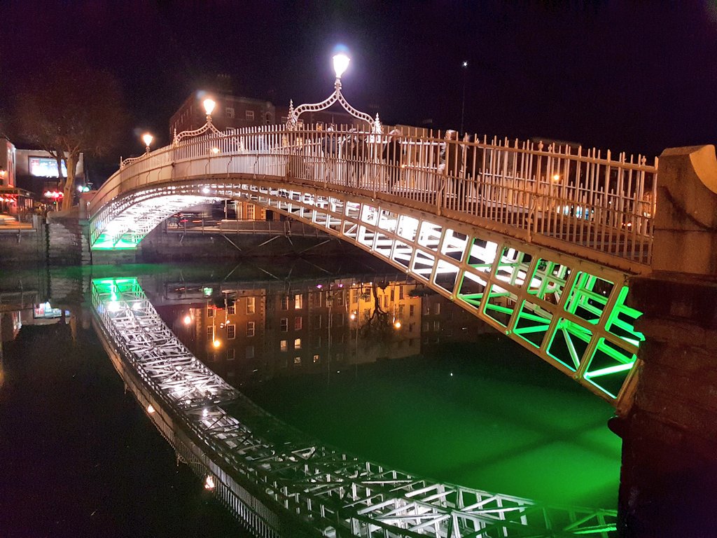 OldDublinTown's tweet photo. 200 years old and still looking good #Dublin Ha'penny Bridge
@VisitDublin @DublinTown @LordMayorDublin @dublinmuseum @DublinDiscover @KarlFfrench @fcemurphy @DaltonJoanne79 @ELHynes @EBEikeland @martina_quirke @OFlynnPaul @BibiBaskin @RTENationwide @loverandomleigh #LoveDublin https://t.co/sqDfSWaPar