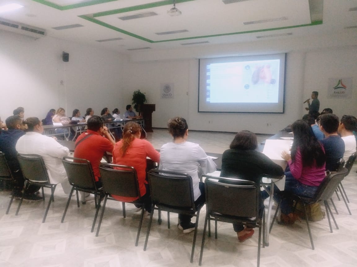 ameemcti's tweet photo. La AMEEMCTI en coordinación con Servicios de Capacitación y Atención Prehospitalaria de Campeche (SECAP) imparte el Taller de “Ventilación Mecánica” a cargo de la Lic. Verenice Pineda Periañez y el Lic. César Alejandro Tumalam, en esa entidad. https://t.co/ywkQJqsOUt