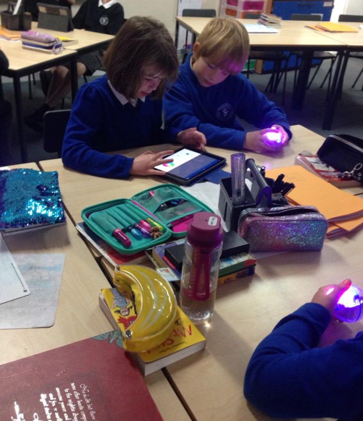 ThornhillPS1's tweet photo. We had a fantastic morning exploring @BookCreatorApp and using sphero with @stevebunce. We are looking forward to working with you again. #TPSdigital #TPSstem #becreative #innovation https://t.co/NU2ESgrlue