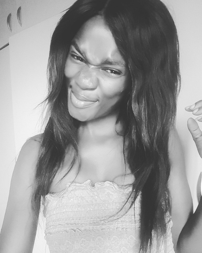 DibsieGumede's tweet photo. i miss you but you seem fine without me 😅 https://t.co/O5Lrx64C1n