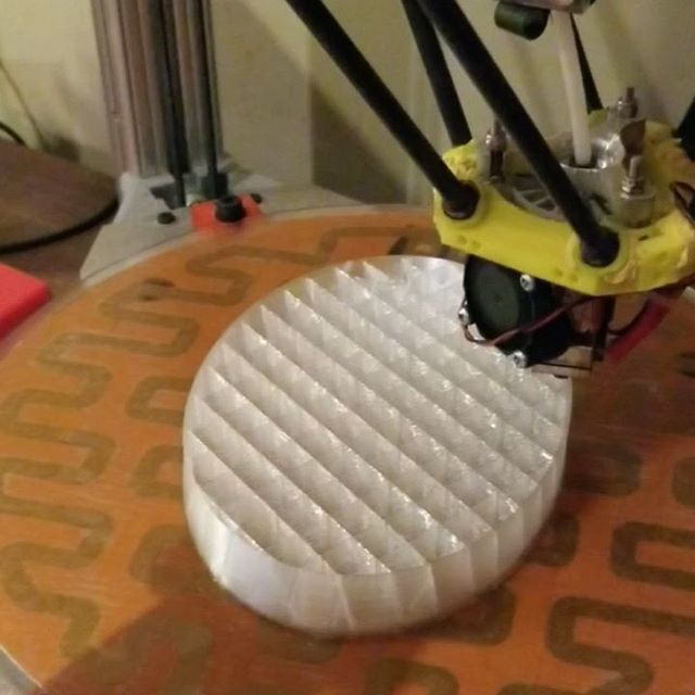 KevinCaronArt's tweet image. Failure #4 - the base for my new sculpture Twilight just doesn't want to print ....
.
.
.
#3dprinting #3Dprintingfail #3dprintedsculpture #3dprintedart #KevinCaronArt ift.tt/2Re7qzr