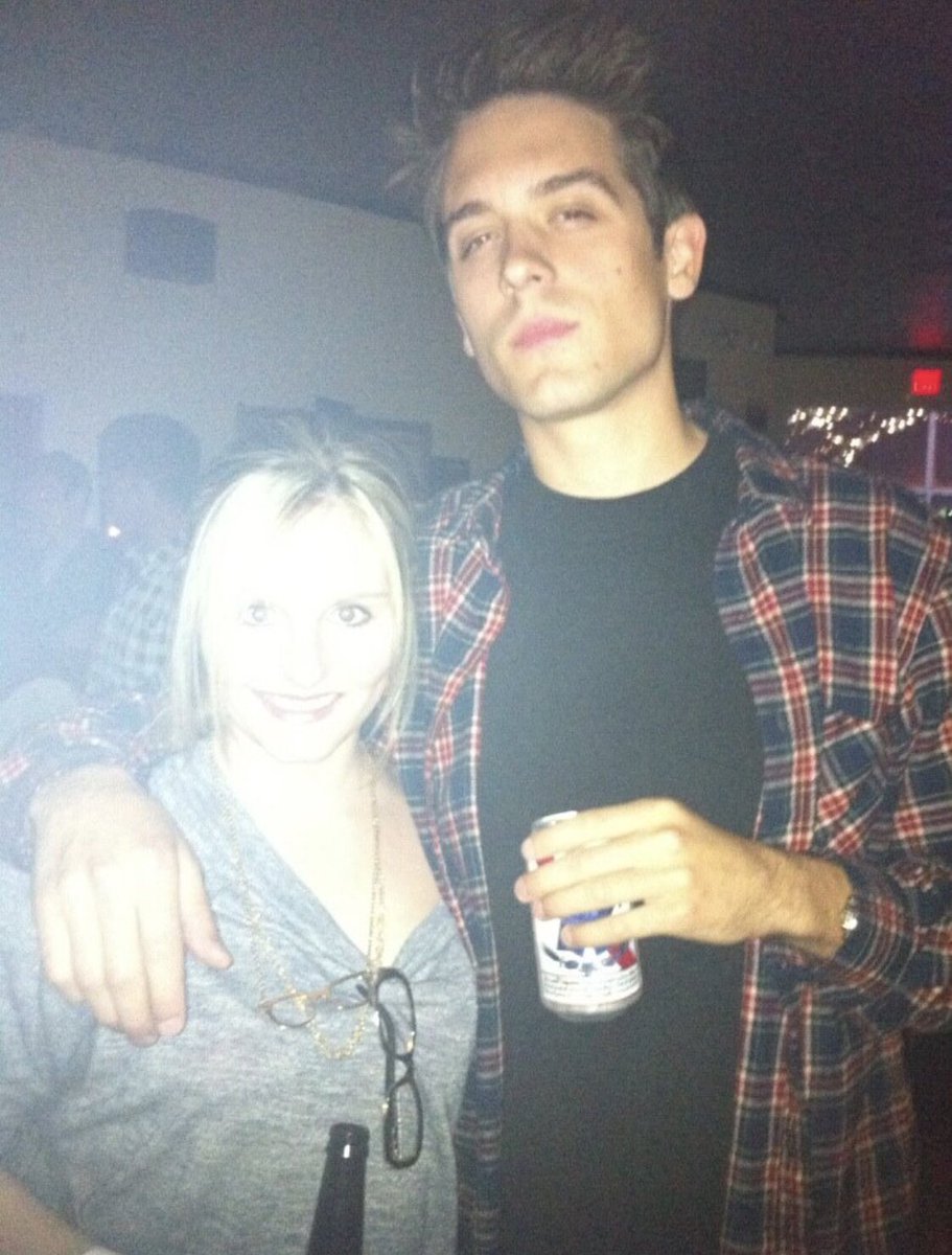 Meggles0728's tweet photo. Hey @G_Eazy can you recall the year? ๐โ๐ป#MyLifeIsaParty https://t.co/zpvZSGjIE3