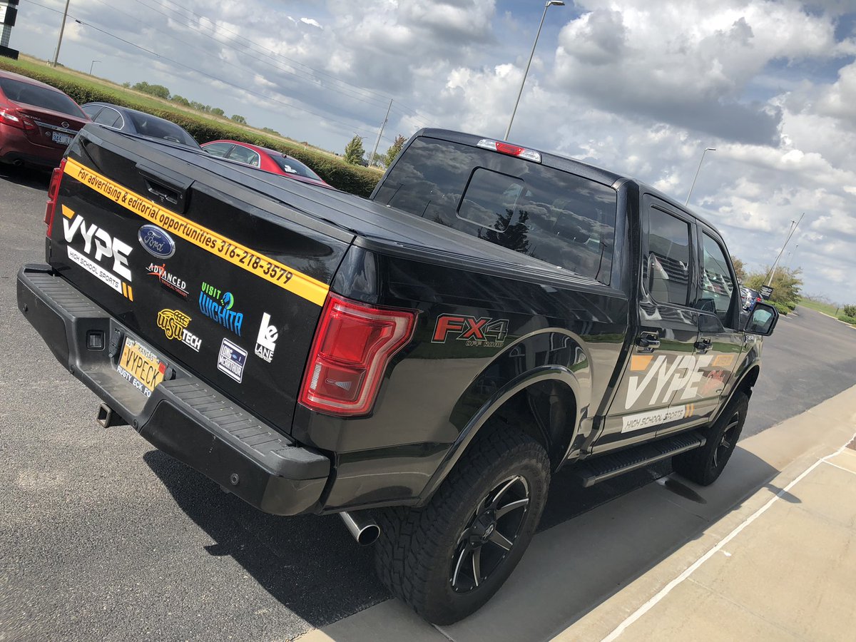 andymcfayden's tweet photo. We love our partnership with @VypeKS! #WATCisWSUTech @wsutech 🙌🏻💯☀️ https://t.co/sjggeFCJEd