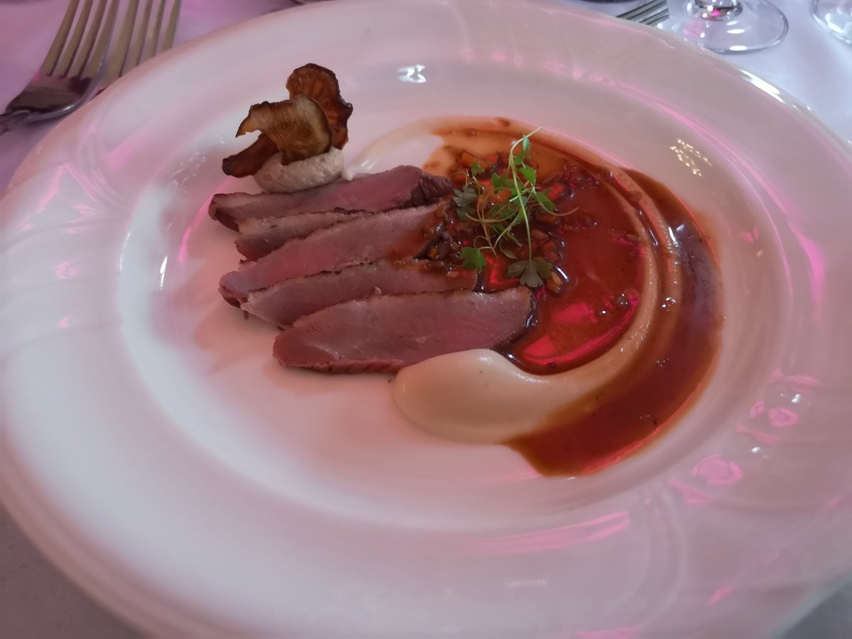 MarkLawlor1987's tweet photo. Coffee cured BBQ duck at #DublinTownFoodDrink Hard to beat Irish produce with that coffee kick!! #Monday #toughlife https://t.co/9CcRdWmCtL