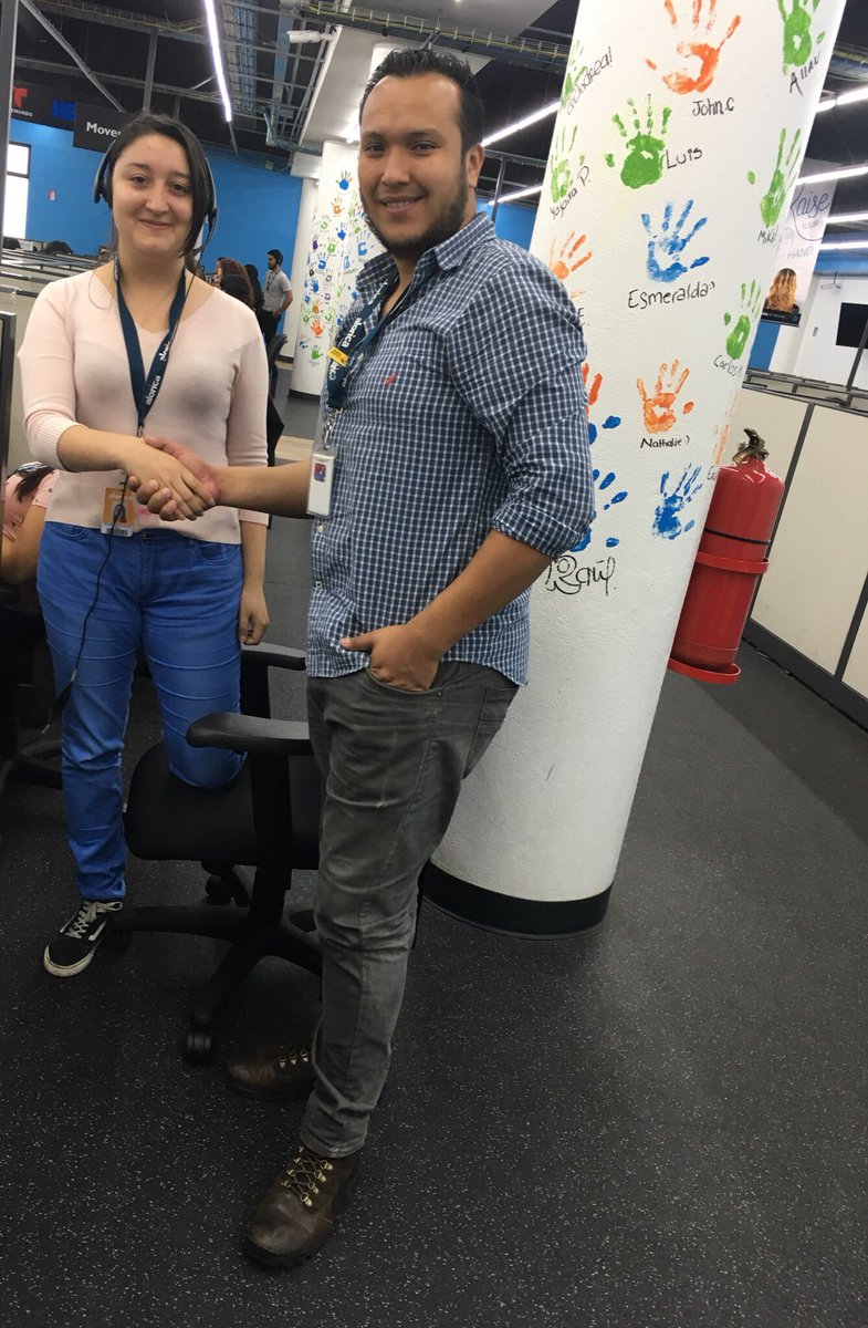 GmaCampus's tweet photo. COSTUMER SERVICE WEEK! 🎉🎉💯 #BeProudCSW18 #TugggleNation  @ATTDonaldShaw @G_E_Montenegro @Rafa_mn8 https://t.co/UfaPL0AN0c