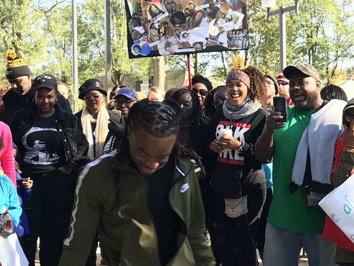 RepGwenMoore's tweet photo. Marching for racial, economic, and social justice with my Milwaukee sisters ❤️✊🏾
We won’t be stopped, and we won’t be silenced. #BWEM #BlackWomenRise #BlackGirlMagic #OneVote https://t.co/xKXkWQzDlH