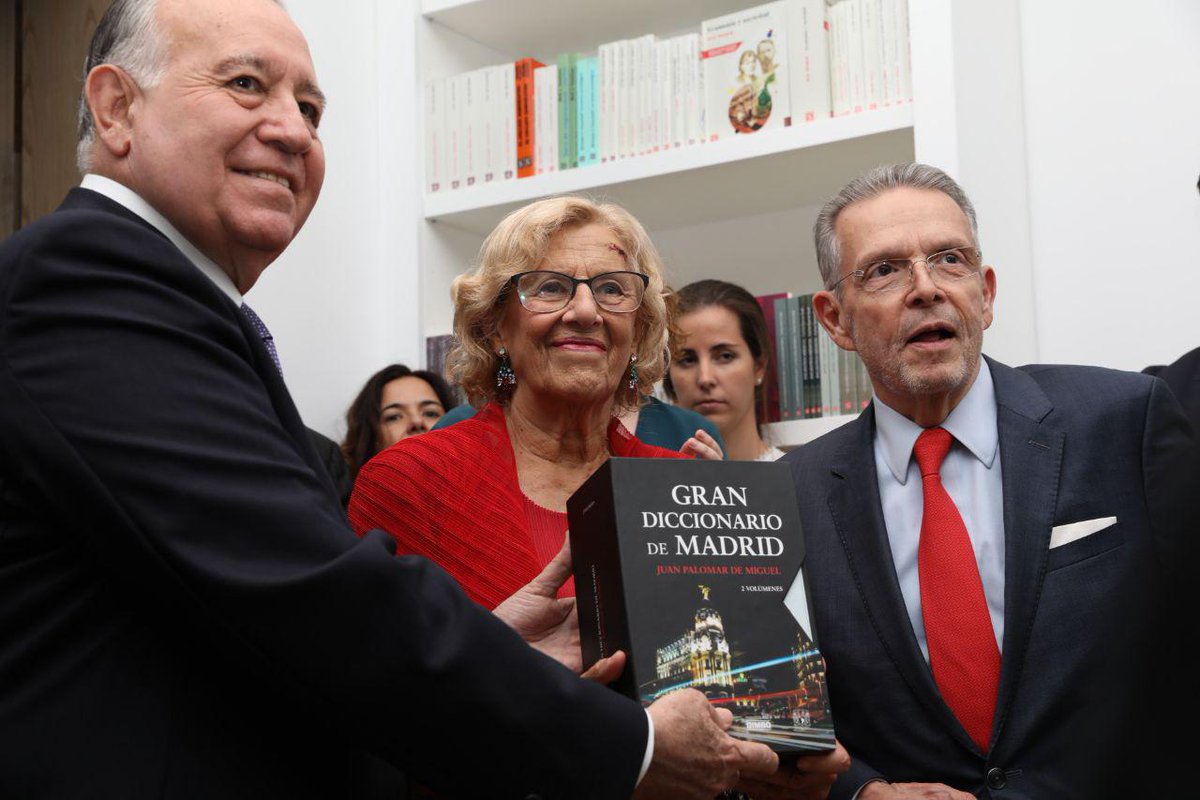 ManuelaCarmena's tweet photo. No podíamos decir que no a abrirnos a las culturas, a abrirnos a Latinoamérica, a abrirnos a México y hoy la Casa de México en Madrid es una realidad. Profundicemos, llenemos y aprovechemos esta maravilla. https://t.co/jslcWlXfUk