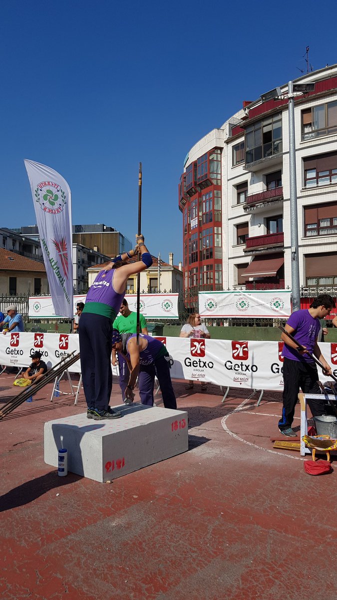 Harrizulaketa's tweet photo. Bizkaiko #harrizulatzaileak Binakako Txapelketa 2018. Algorta. ARGAZKIAK
#herrikirolak https://t.co/jvsJk3Acco