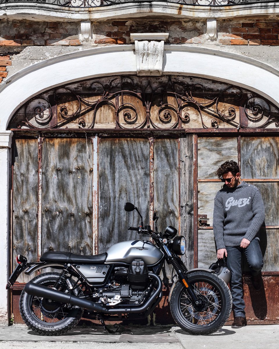 motoguzzi's tweet photo. From the countryside to the city without changing shoes.
#motoguzzi | #v7rough | #modernclassic https://t.co/y5hjvmkpzH