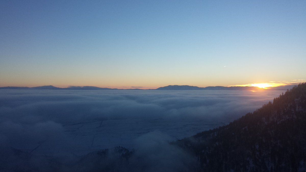 otavTravelBlog's tweet photo. Lake Tahoe is one of the most beautiful destinations to see any time of the year!
Please follow our travel blog for updates on our trips. https://t.co/zUdhXOnRPO #OrdinaryTravelersAmazingVacations #Travel #otavTravelBlog #laketahoe #nevada https://t.co/dbVb4IrnfQ