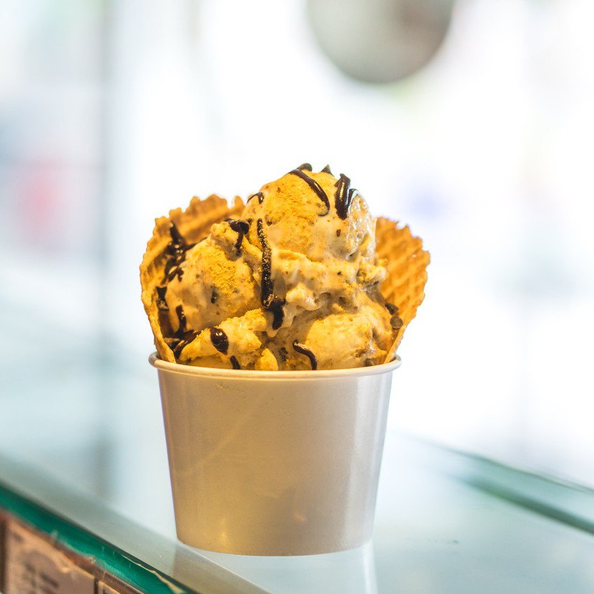 NitroLiveCream's tweet photo. Happy October &amp; Happy National Dessert Month! If you were looking for a sign to treat yourself to ice cream... well, this is your sign! Visit us, we're open from 12-10pm today! #nitrolive https://t.co/6nV5Kq93Ll