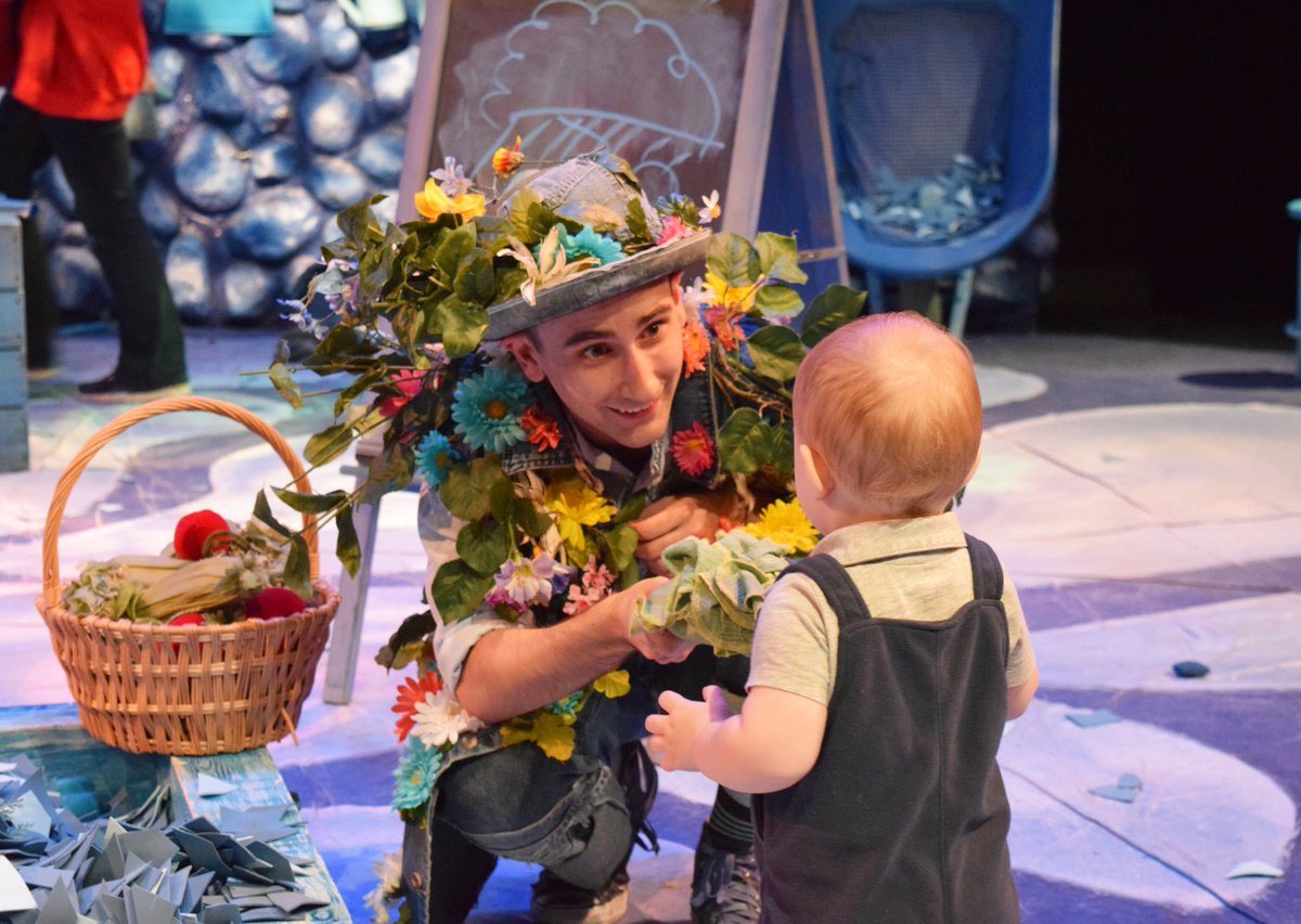 washngtonchels's tweet photo. It has been a joy to re-discover our shows & classes through Weston's eyes. So grateful to be part of such an amazing organization.
💙💙💙
📸: @I_Stage
#IStageBlue #TYA #WestonJohnGroth https://t.co/SYjkdnim01