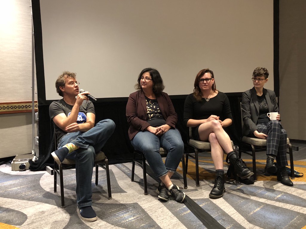 bridgetkromhout's tweet photo. Kubernetes is not a panacea. It isn’t going to fix your app (or your culture). @brendandburns #velocityconf https://t.co/mTVoRZvv3M