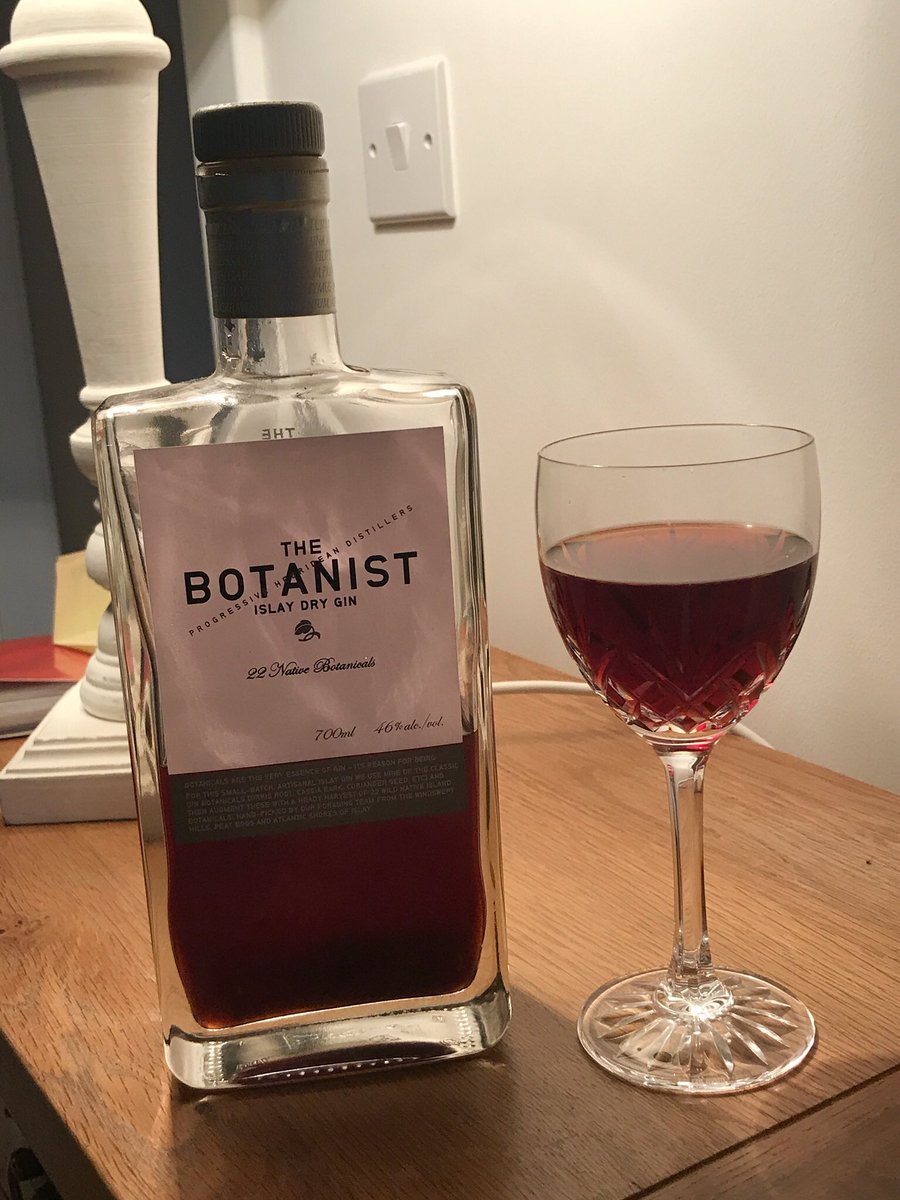 ComeSeeScotland's tweet photo. @IslayBeachHouse Also perfect time to collect sloe berries and make your own sloe gin. #2017edition in @thebotanistgin original bottle. @proudtoberural #foraging https://t.co/NBZKvA6UF3