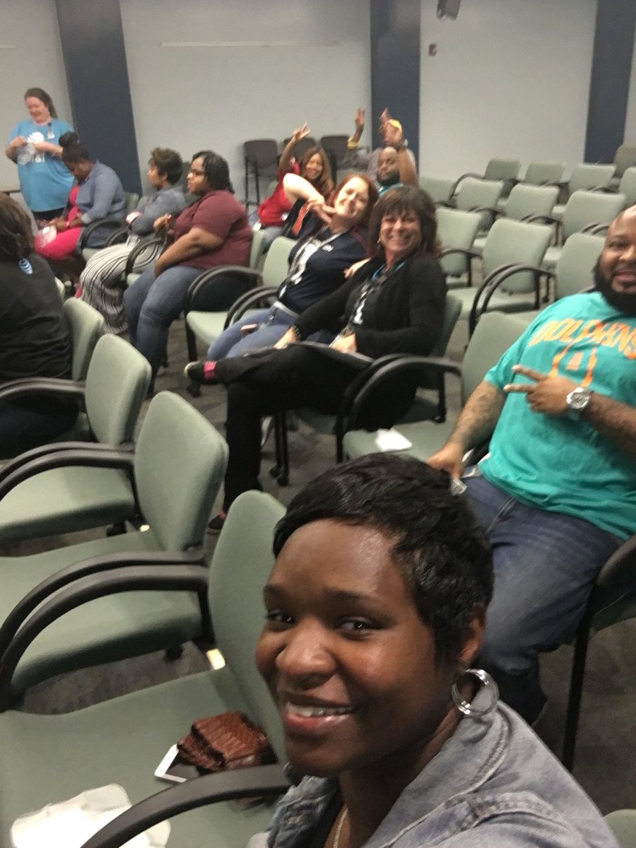 only1kandyland's tweet photo. Saving lives in CPR training #CLG #HSV #HuntsvilleRockets https://t.co/mwyS9K0mrp