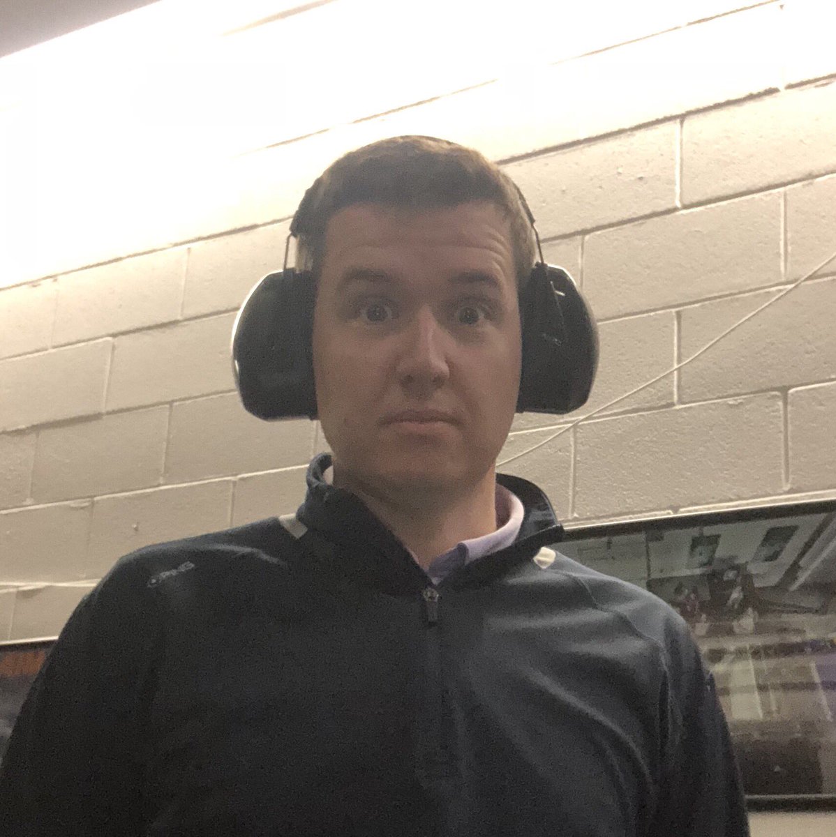 Ehenrik's tweet photo. Doing a little science today with @tomtroubled . #EarProtectionRequired https://t.co/iiMtyjXfxC
