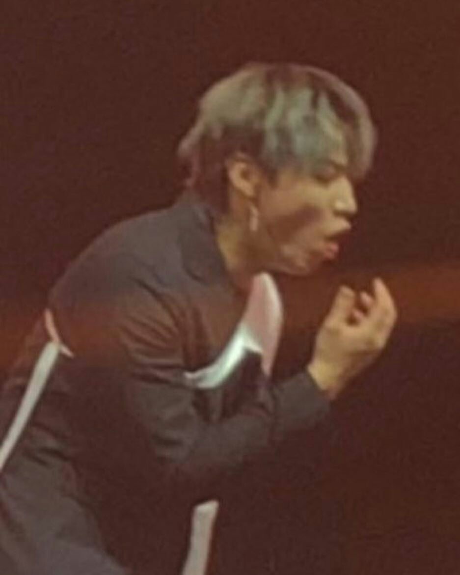 _Yugyeom_1997_'s tweet photo. ❔❔❔
Awakening of memebeom..😂
Sorry Jaebeom 💟..but I can't stop myself 😁.. It'll hunt you forever..GOT7 leader Jaebeom transformed into Memebeom image no 7778555..
#GOT7 #갓세븐 #PresentYOU #Lullaby @GOT7Official
#Jaebeom #memebeom https://t.co/NXwlrEdOBP