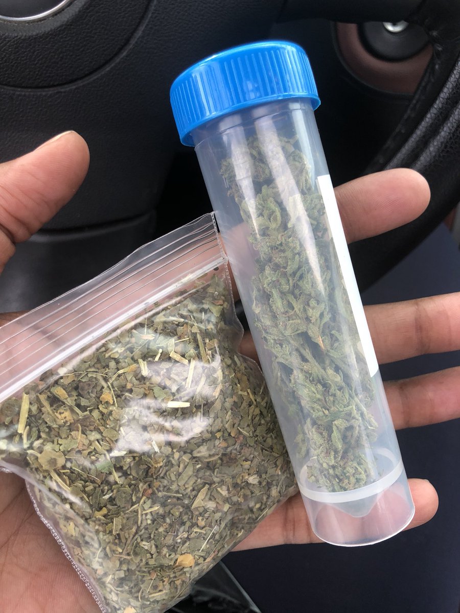 _materrialistic's tweet photo. K2 vs Weed 🤦🏽‍♀️ No way that shit is being sold as weed https://t.co/2nCirKeDfK