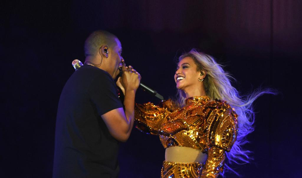 Sprinkle_Aloha8's tweet photo. Say Haayyyy. Queen B 2018 @Sprinke2 https://t.co/viQhpH41DD