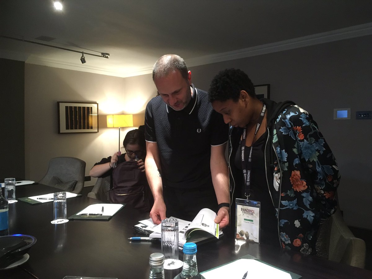 I_F_T's tweet photo. Amazing session with Simon Young, VP of acquisitions for Europe about indie film distribution, pre-sales. #mentoring #verticallab @Raindance https://t.co/qNv36C6PqY