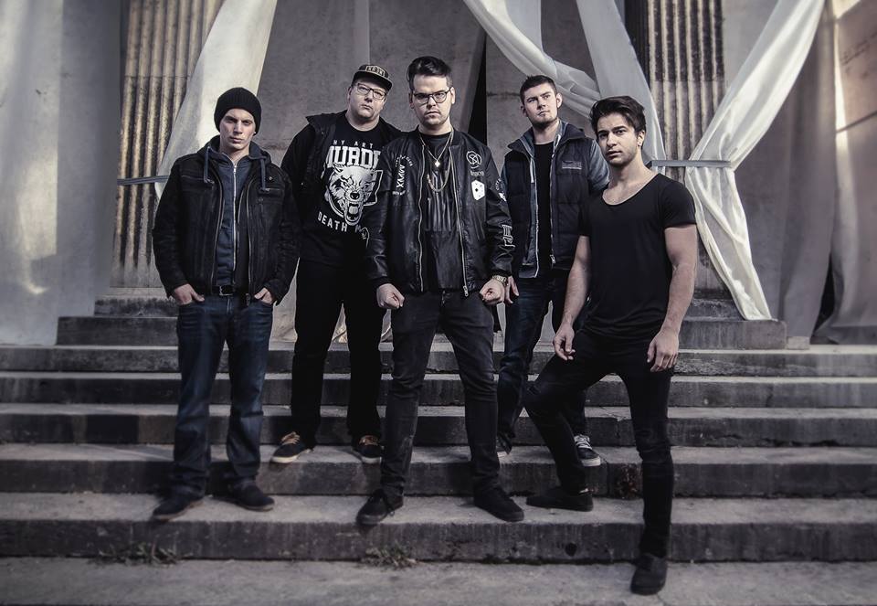 #KickOff 💪#awesome #Mondaymotivation #Metal🎸
 <a href="/pushingthesun/">Pushing the Sun</a> #PUSHINGTHESUN
<a href="/Larre_U_A/">Larre U-A</a>  SPINNING WHEEL
<a href="/KingsHaremBand/">Kings Harem</a> DOWN BY THE RIVER
@BRoseBand  INTO OBLIVION
#getondeck 🎧bit.ly/HxwTOX