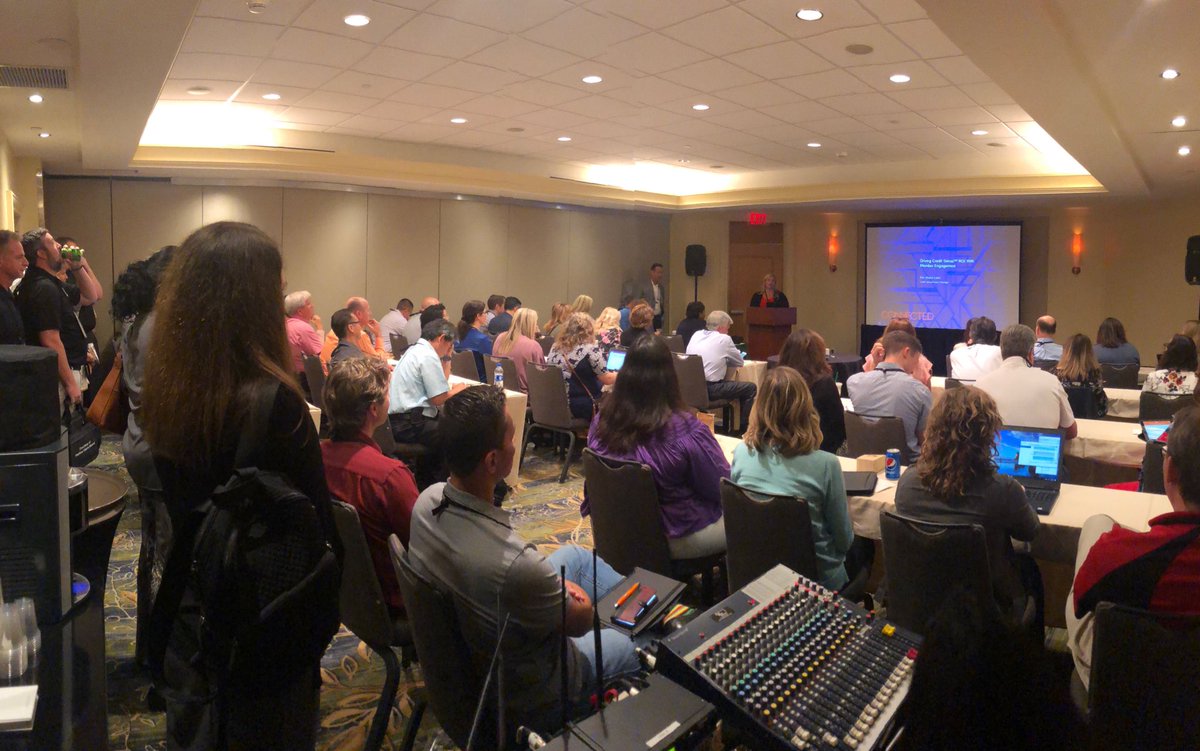 SavvyMoneyTip's tweet image. Packed room for the sessions this afternoon. Talking about how to best market the tool and maximize adoption. #CUExperience ⁦@Fiserv⁩ ⁦@Fiserv_CU⁩