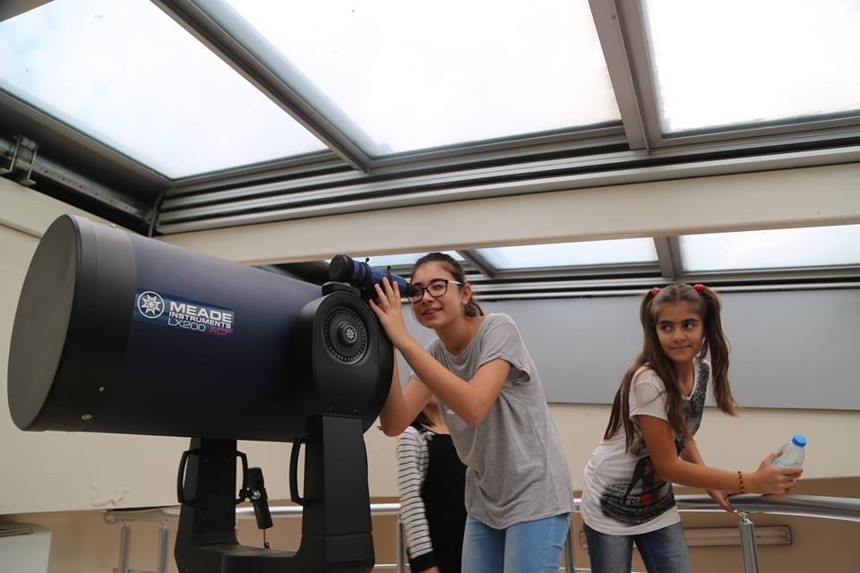 WorldSTEMFest's tweet photo. World STEM Festival - 29 Eylül 2018 günü etkinlikleri
#WorldSTEMFestival @DevrimAkgunduz
Tüm Fotoğraflar:
https://t.co/ikT6cK3pWY https://t.co/a433gIMBim
