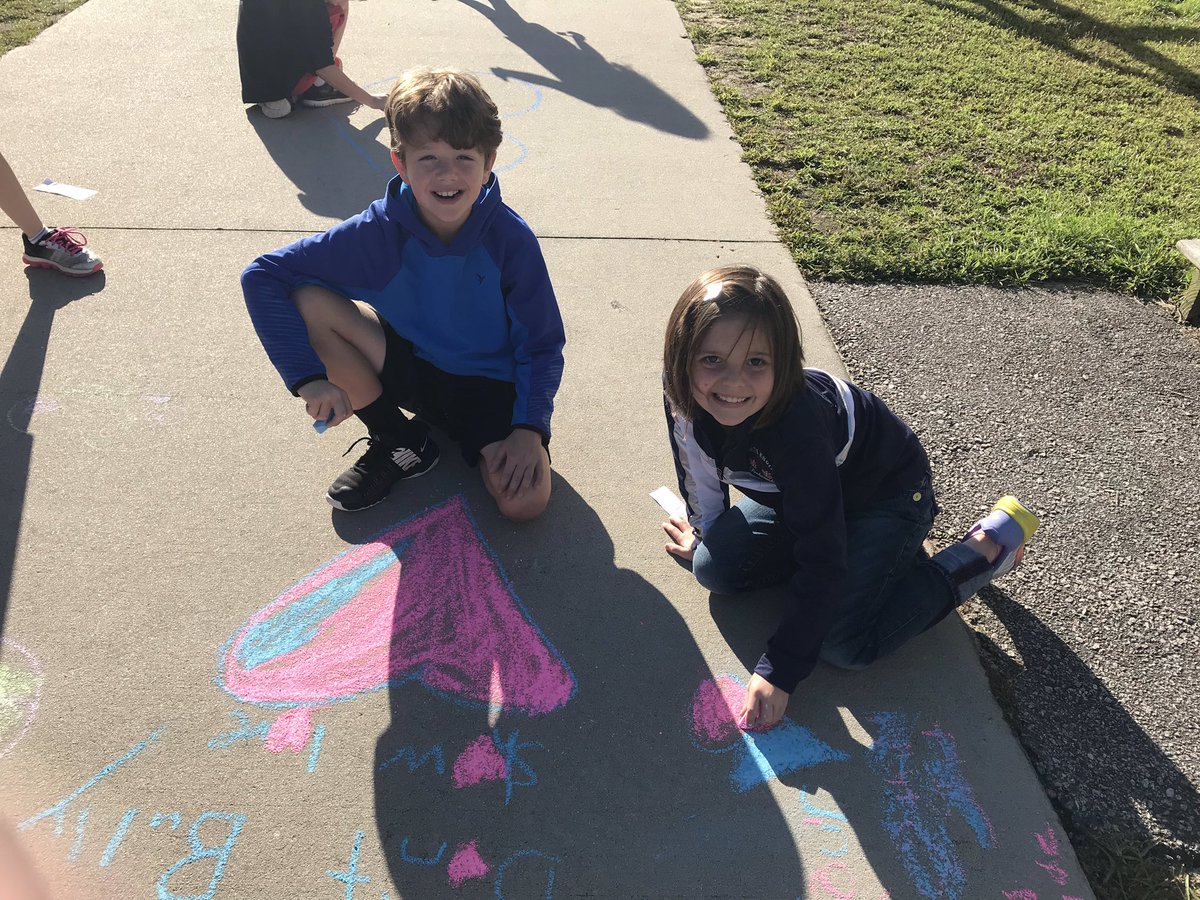 blakely_staci's tweet photo. Today is World Day of Bullying Prevention. Our third graders wrote messages of kindness, love, and support around our campus. #kindnessstartswithme #huskieschoosekindness #WorldDayofBullyingPrevention @CSESHuskies @GWatchinski https://t.co/LLsThvG0KK