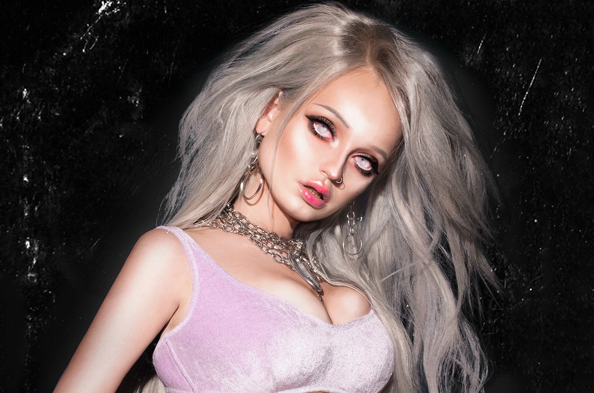 billboard tweet media