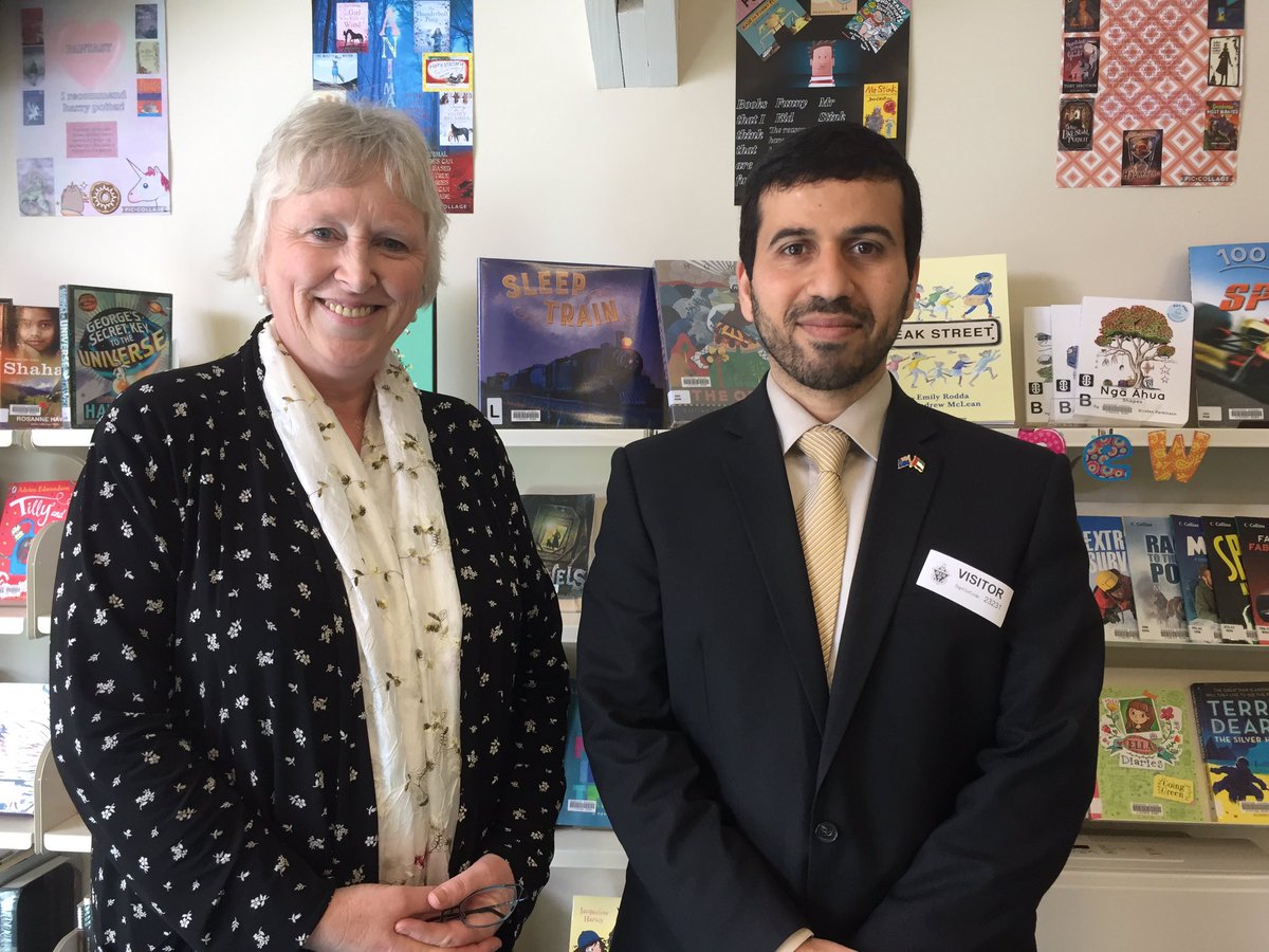 Mr Faisal Almazrouei met with Celia McCarthy, Director of Marsden Primary School. They discussed cultural cooperation and education within schools #UAE #NewZealand