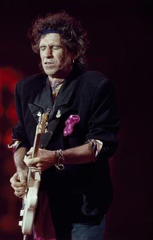 Jumping_Jack_'s tweet photo. Have an awesome #TUESDAY #ALL #STONES LOVERS 👅💙@officialKeef #rock #on #guyss https://t.co/EezWjLWtUR