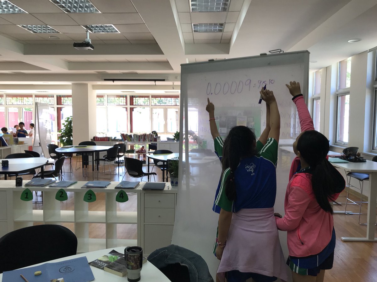 mrsblacksroom's tweet photo. Allowing students to explain Scientific Notation is ALWAYS better than the teacher saying it over and over again 🙅🏽‍♀️🇨🇳 #TeachingOverseas #TeacherLife 🌏 https://t.co/pretGWNVvy