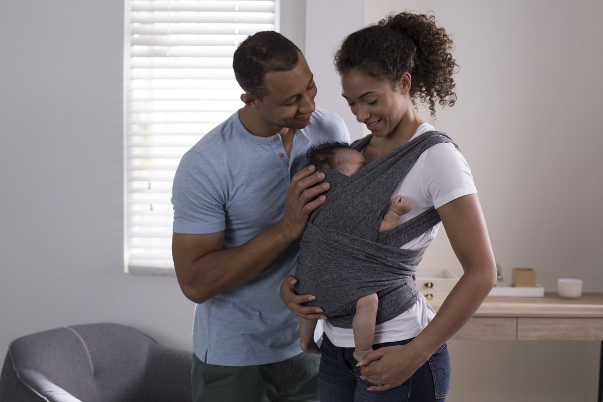 Just a few hours left to #WIN the new ComfyFit Baby Carrier from <a href="/BoppyCompany/">The Boppy Company</a> cribsieawards.com/giveaway/wtc20… #InternationalBabywearingWeek  #giveaway