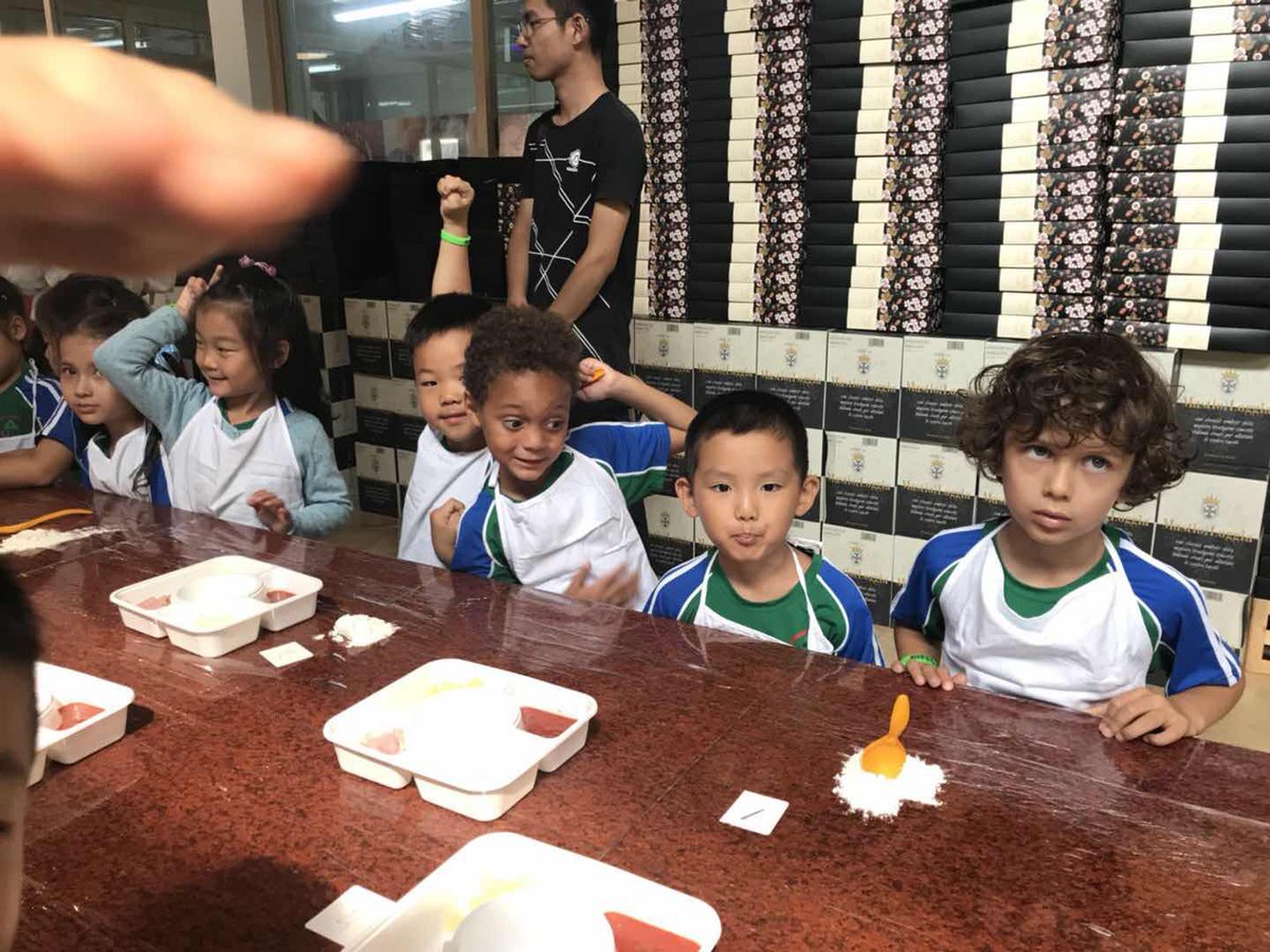 mrsblacksroom's tweet photo. Adrien LOVES his school and all the hands on activities they do! 🤗 #ExpatLife #LifeAbroad https://t.co/jzxh6bWUlf