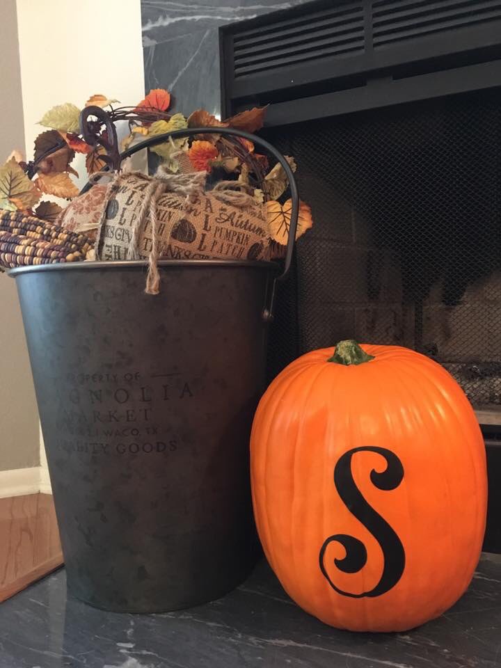 Raiseit4L's tweet photo. Love these personalized pumpkins! https://t.co/oDYJCWQkW7